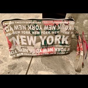 New York City design wristlet